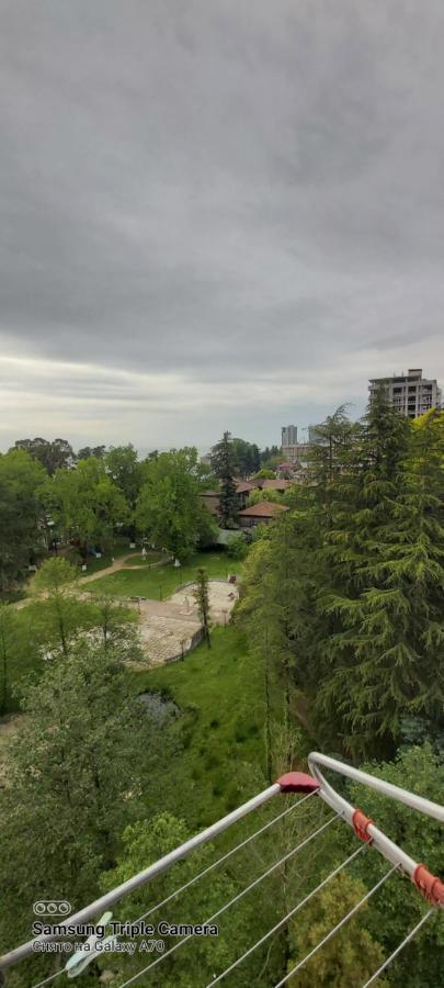 Apartamento Студия Радуга У Моря Колхида Batumi Exterior foto